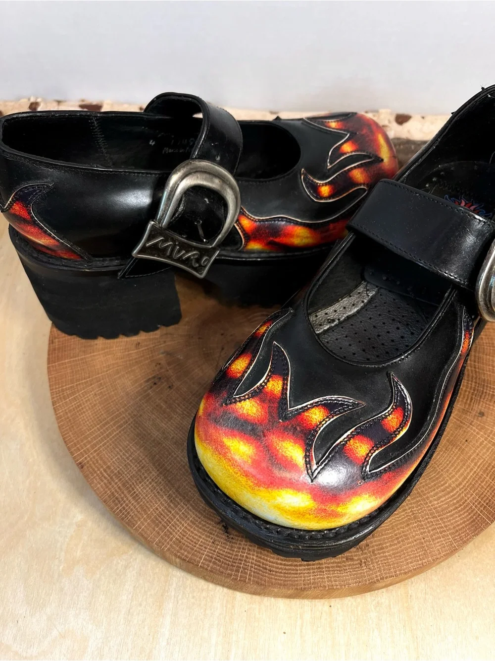 Vintage 1990s Muro Platform Mary Jane Shoes Black Orange Flames Size 5-5.5
